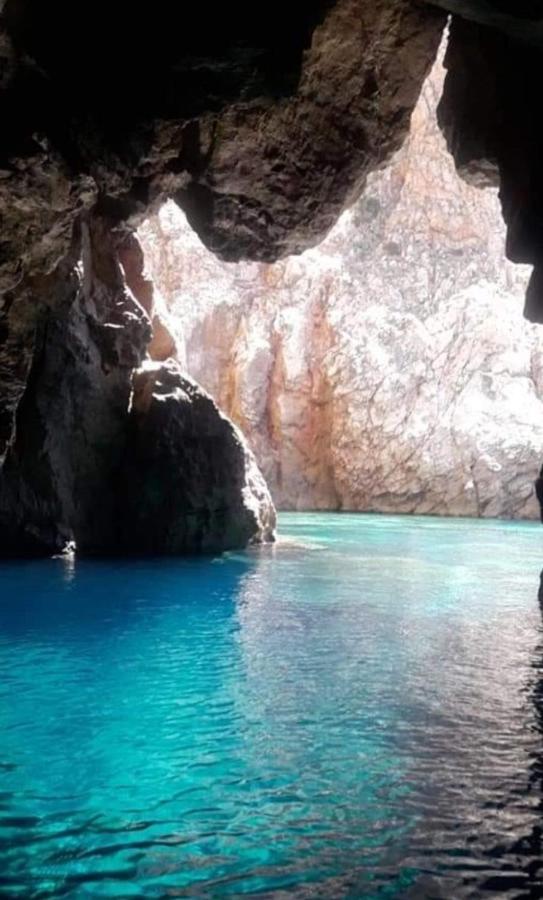 Casa Vacanza Sa Dommu De Teresa Nebida Exteriör bild